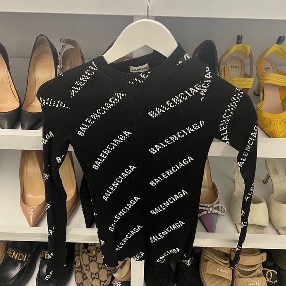 Black all over long sleeve top/ size 34/XS - Picture 1 of 1